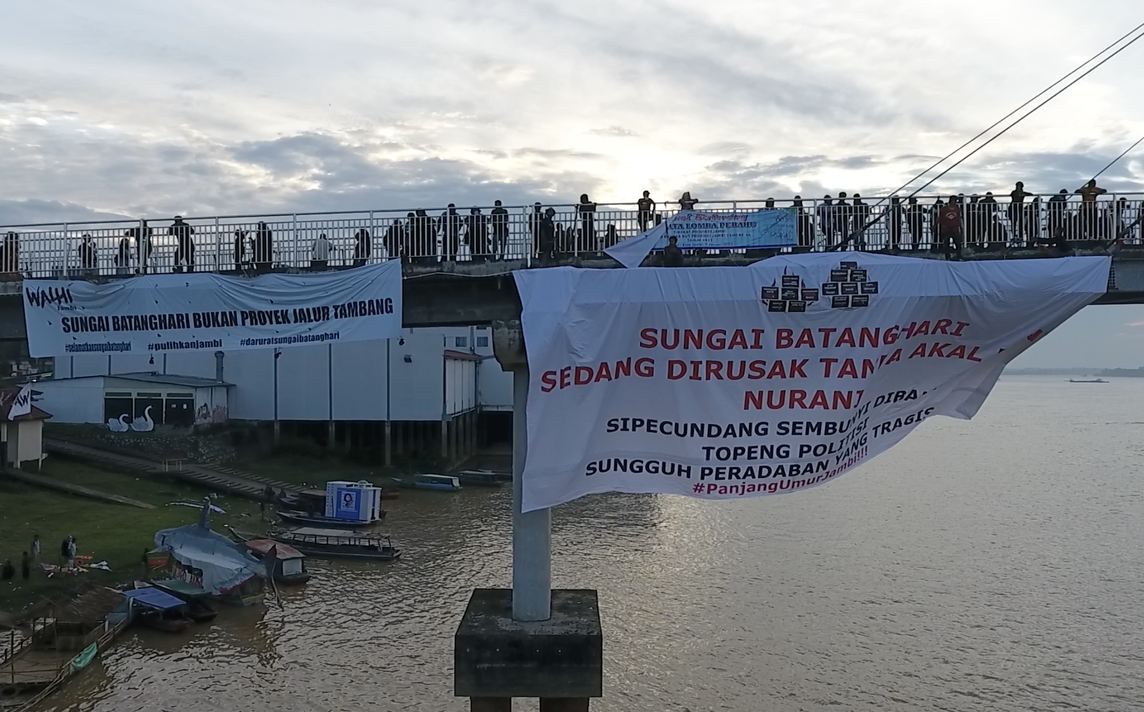 Read more about the article Siaran Pers – Mimpi Sungai Batanghari bersih!!!